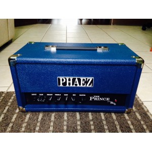 25W Corona in Navy Cab